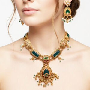 elegant antique gold plated emerald green kundan choker set