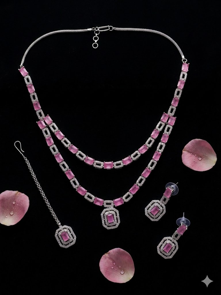 Royal Radiance Necklace and Maang Tikka Set - MJAD 33